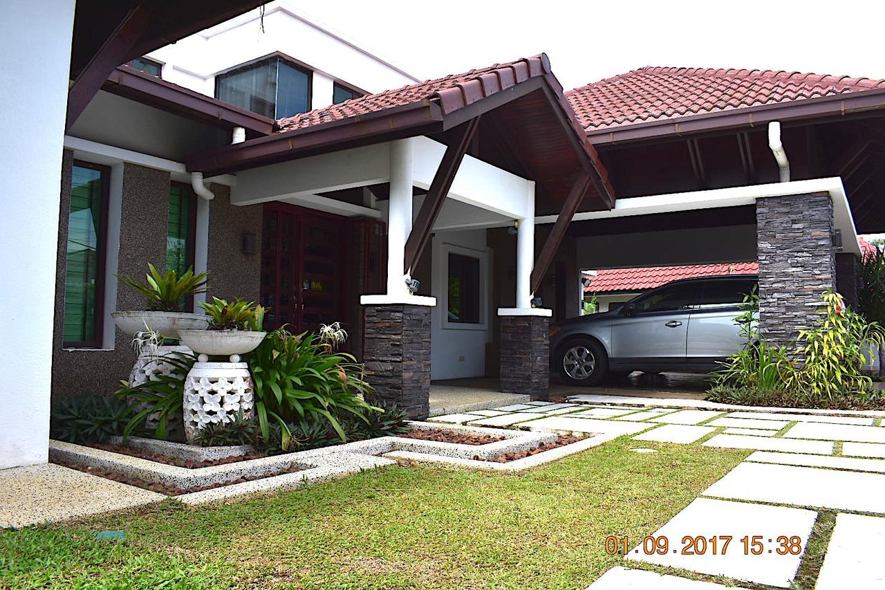 12Haven Stunning Seaside Luxury Villa Pd With Kids Pool Port Dickson Exterior photo
