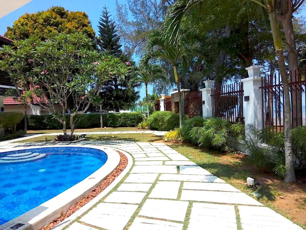 12Haven Stunning Seaside Luxury Villa Pd With Kids Pool Port Dickson Exterior photo